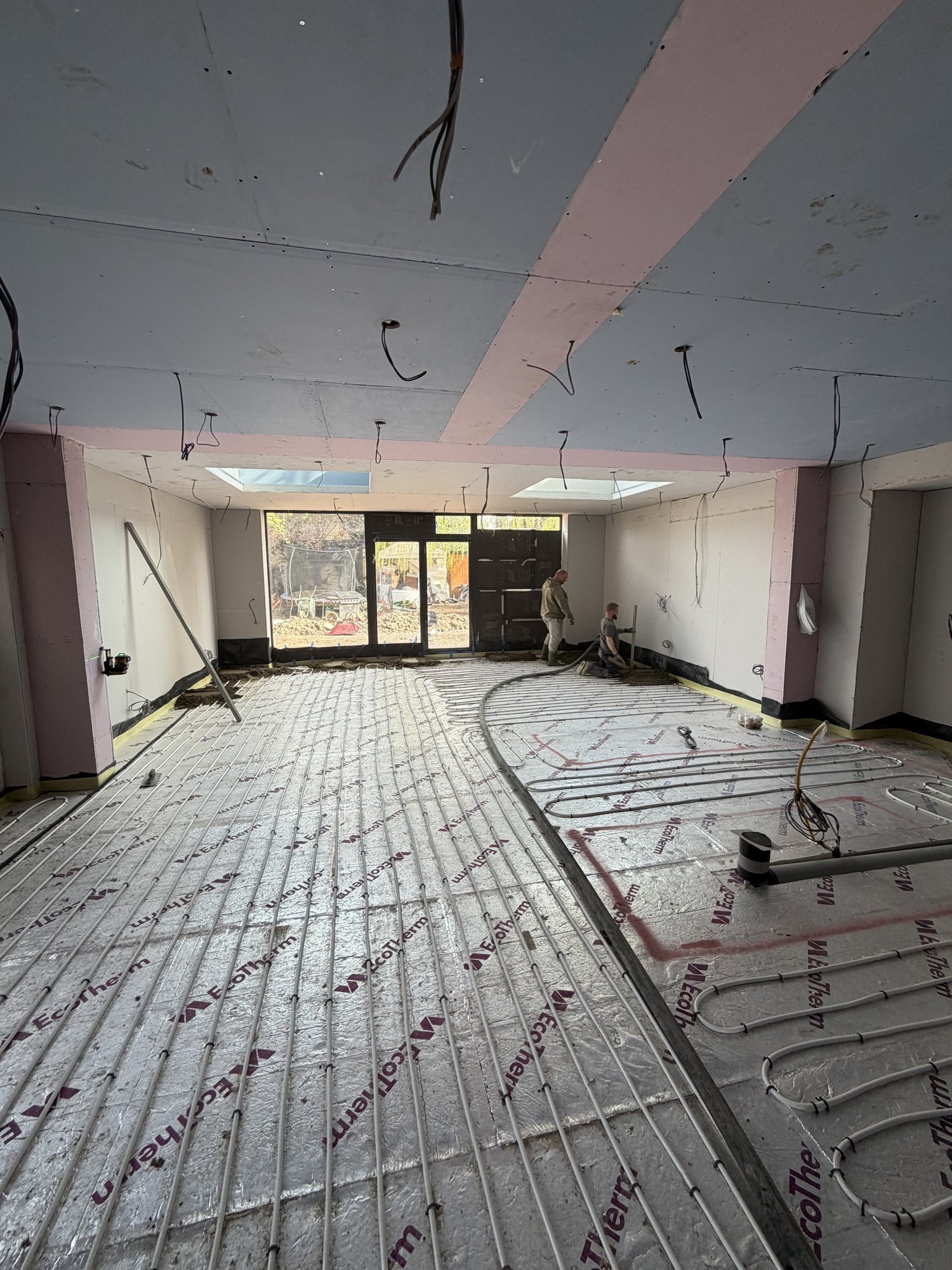 Underfloor heating installation